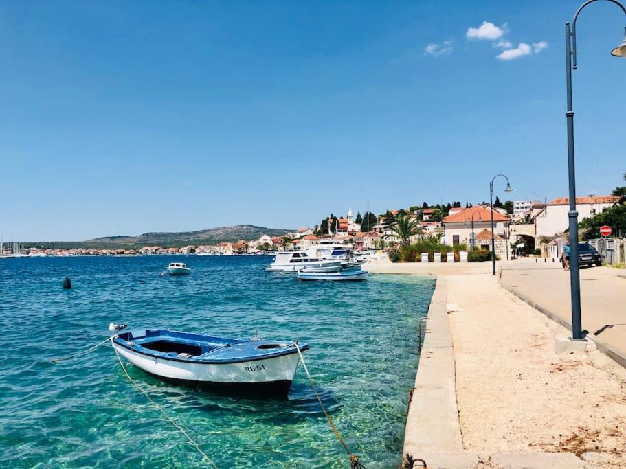 Beach & Old Town 로고즈니차 외부 사진